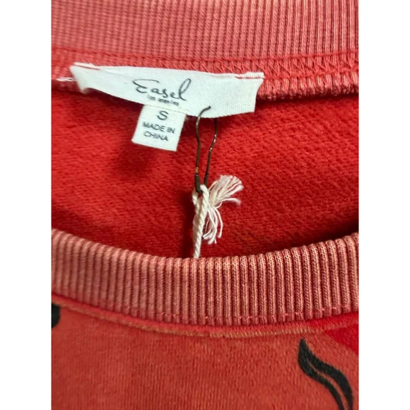 Easel Vintage Floral Print Sweatshirt in Boho Red Size S - Picture 7 of 7